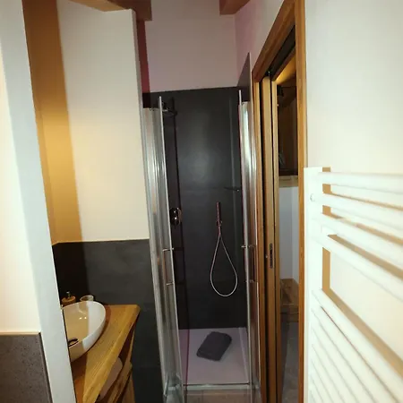 L'abri En * 奥斯塔