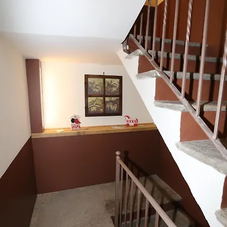 Apartment L'abri En - Parcheggio Privato A 100 Mt Ed Accesso Con Auto Nell'area Pedonale Aosta
