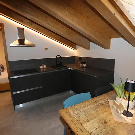 L'abri En - Parcheggio Privato A 100 Mt Ed Accesso Con Auto Nell'area Pedonale Appartement