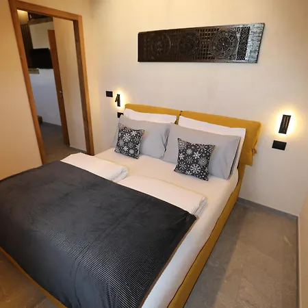 Apartment L'abri En - Parcheggio Privato A 100 Mt Ed Accesso Con Auto Nell'area Pedonale *