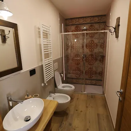 L'abri En - Parcheggio Privato A 100 Mt Ed Accesso Con Auto Nell'area Pedonale Apartment *